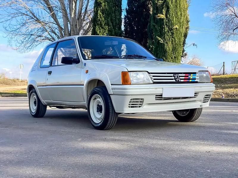 Occasion Peugeot 205 102 ch (75 kW) 1990 Blanc Berline