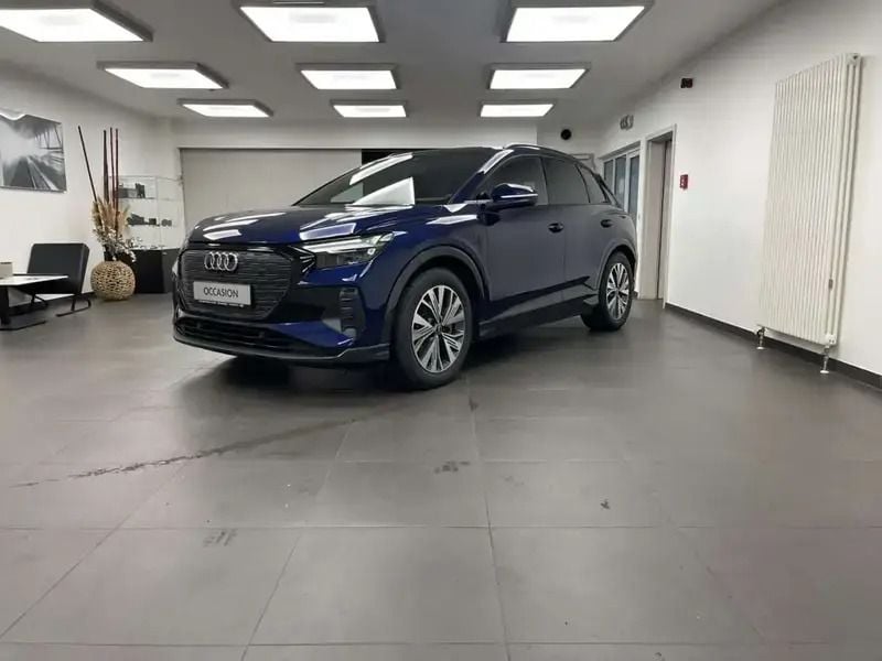 Bleu Utilisé 2023 Audi Q4 e-tron S-Line SUV | 36 820 € (Super prix) - Image 1/4