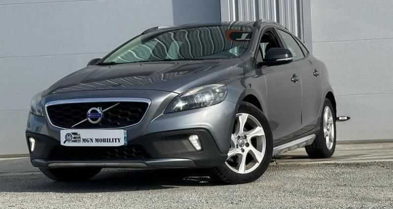 Gris Utilisé 2015 Volvo V40 Break | 5 990 € - Image 1/4