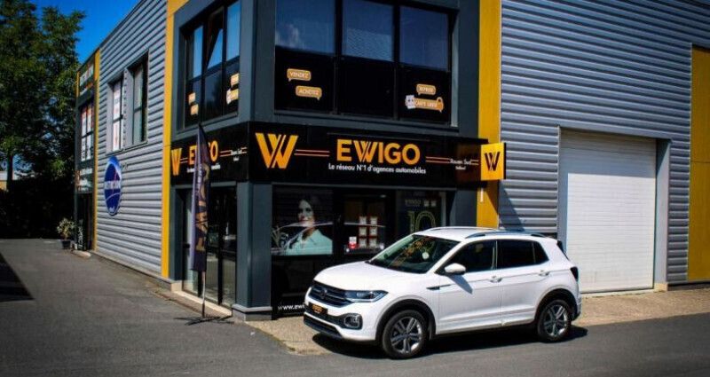 Utilisé 2022 VW T-Cross R-line SUV | 20 490 € (Prix juste) - Image 1/4