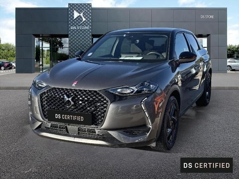 Gris platinium (metallisee) Occasion 2021 DS Automobiles DS3 Crossback Performance Line Plus SUV | 18 490 € (Prix juste) - Image 1/4