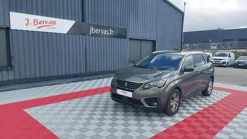 Gris Occasion 2017 Peugeot 5008 Active Monospace | 19 990 € - Image 1/4