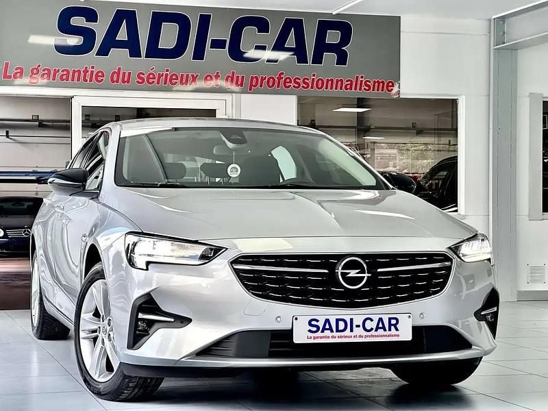 Gris Utilisé 2022 Opel Insignia Business Berline | 18 990 € (Prix juste) - Image 1/4