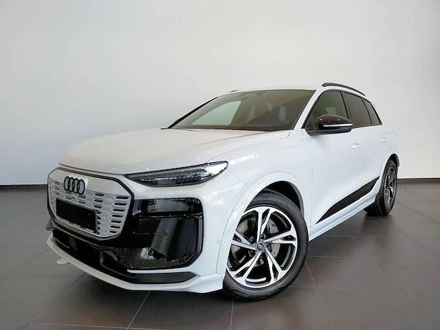 Blanc glacier métallisé Utilisé 2025 Audi Q6 e-tron S-Line SUV | 73 990 € (Prix juste) - Image 1/4