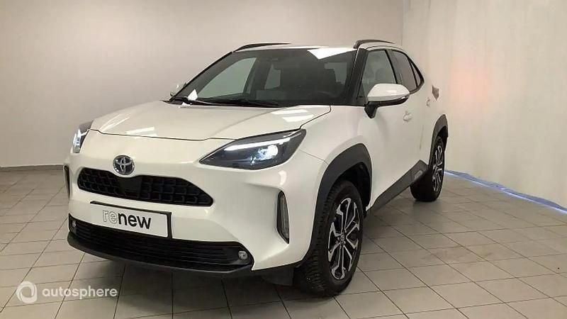 Blanc Utilisé 2023 Toyota Yaris Cross Design SUV | 22 499 € (Prix juste) - Image 1/4