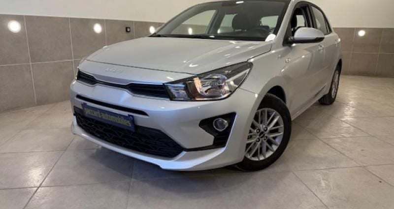 Utilisé 2023 Kia Rio Active Citadine | 14 990 € (Prix juste) - Image 1/4