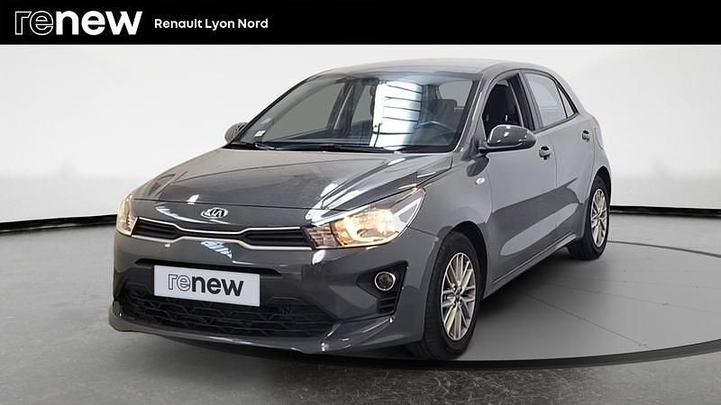 Gris Utilisé 2020 Kia Rio Active Berline | 15 390 € (Prix juste) - Image 1/4