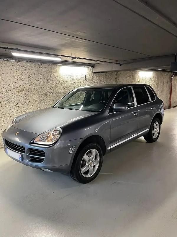Utilisé 2006 Porsche Cayenne SUV | 11 900 € (Prix cher) - Image 1/4