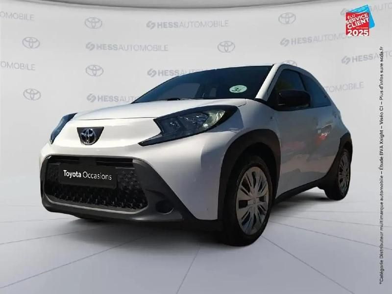Blanc Utilisé 2022 Toyota Aygo Citadine | 14 999 € (Prix juste) - Image 1/4