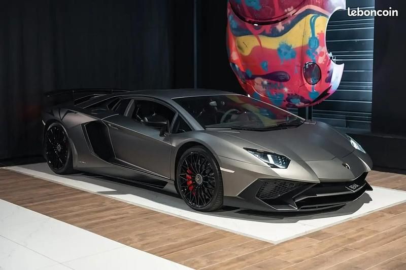 Gris Utilisé 2015 Lamborghini Aventador | 449 980 € - Image 1/4