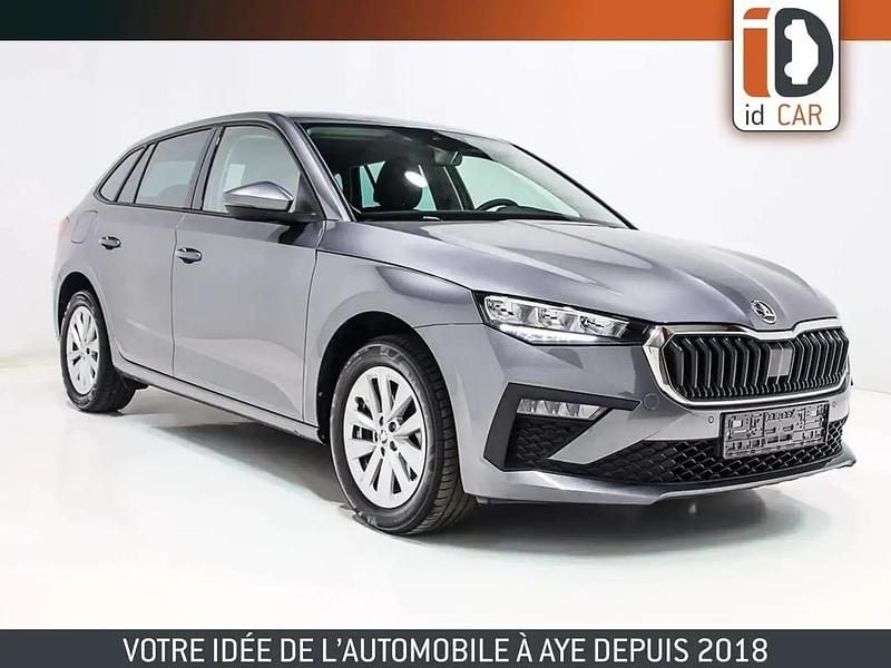 Gris Utilisé 2024 Skoda Scala Citadine | 21 890 € (Prix juste) - Image 1/4