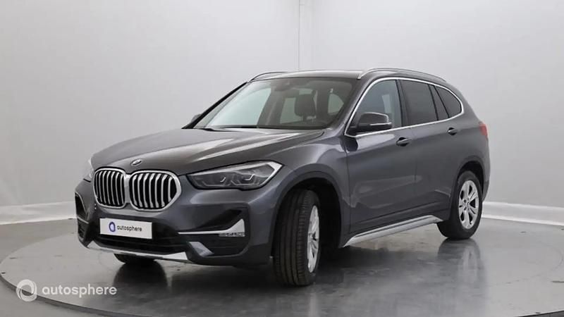 Gris Utilisé 2022 BMW X1 xLine SUV | 40 499 € (Prix cher) - Image 1/4