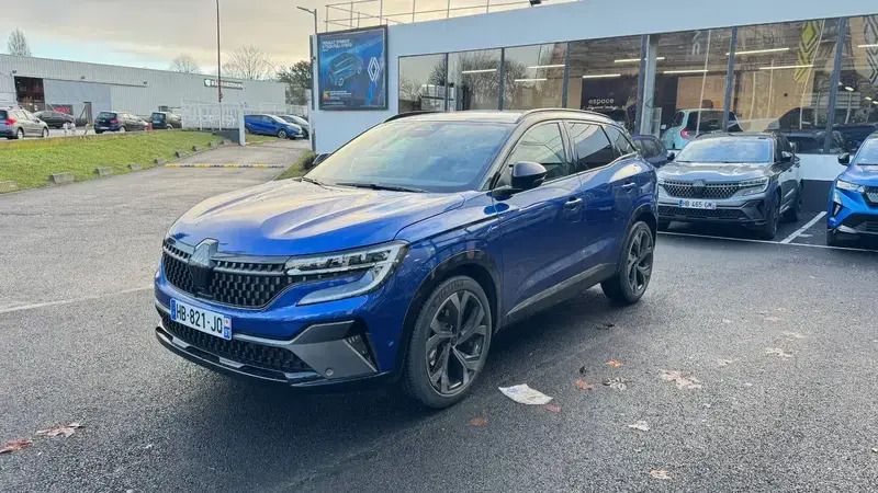 Bleu Utilisé 2025 Renault Austral Techno Esprit Alpine SUV | 39 890 € (Prix cher) - Image 1/4