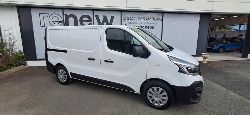 Blanc Utilisé 2021 Renault Trafic Van | 23 490 € (Bon prix) - Image 1/4
