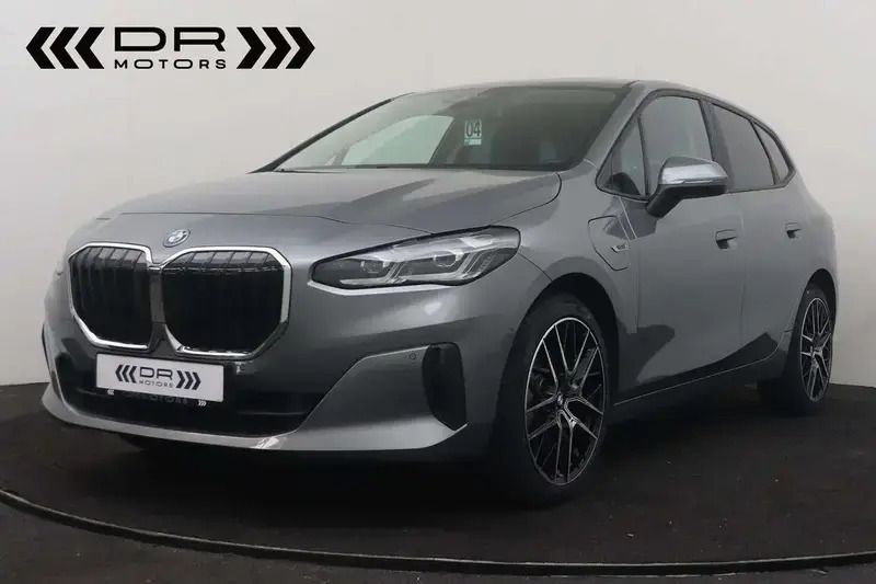 Gris Utilisé 2022 BMW 225 Active Tourer Monospace | 29 495 € (Bon prix) - Image 1/4