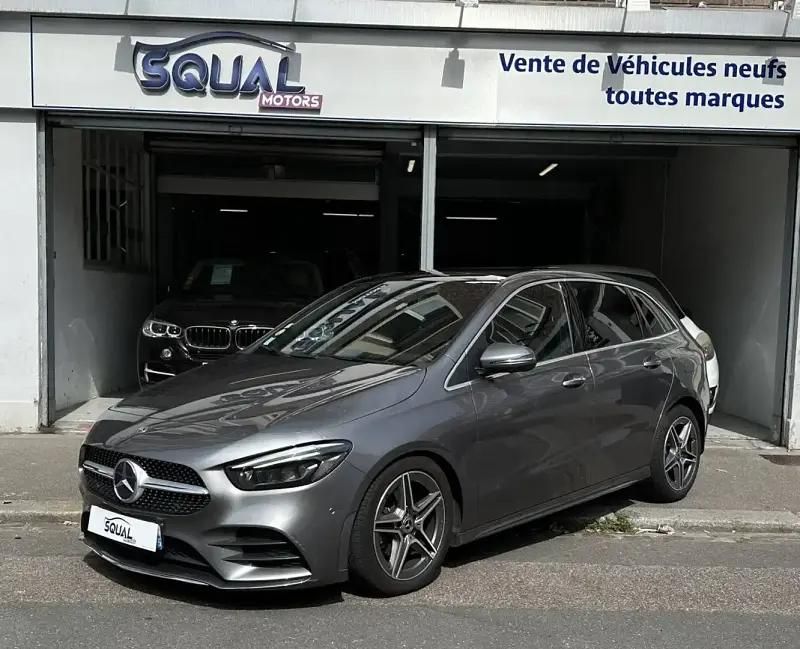 Gris Utilisé 2019 Mercedes B200 AMG line Monospace | 21 600 € (Bon prix) - Image 1/4
