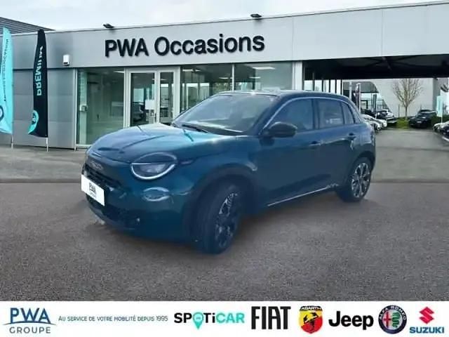 Bleu Utilisé 2024 Fiat 600E La Prima SUV | 33 900 € (Prix cher) - Image 1/4