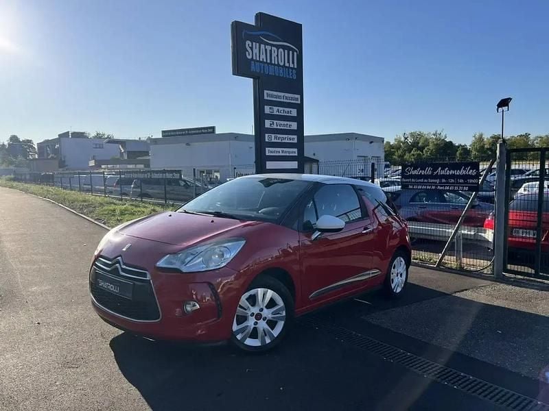 Rouge Utilisé 2013 Citroën DS3 So Chic Berline | 6 990 € (Prix juste) - Image 1/4