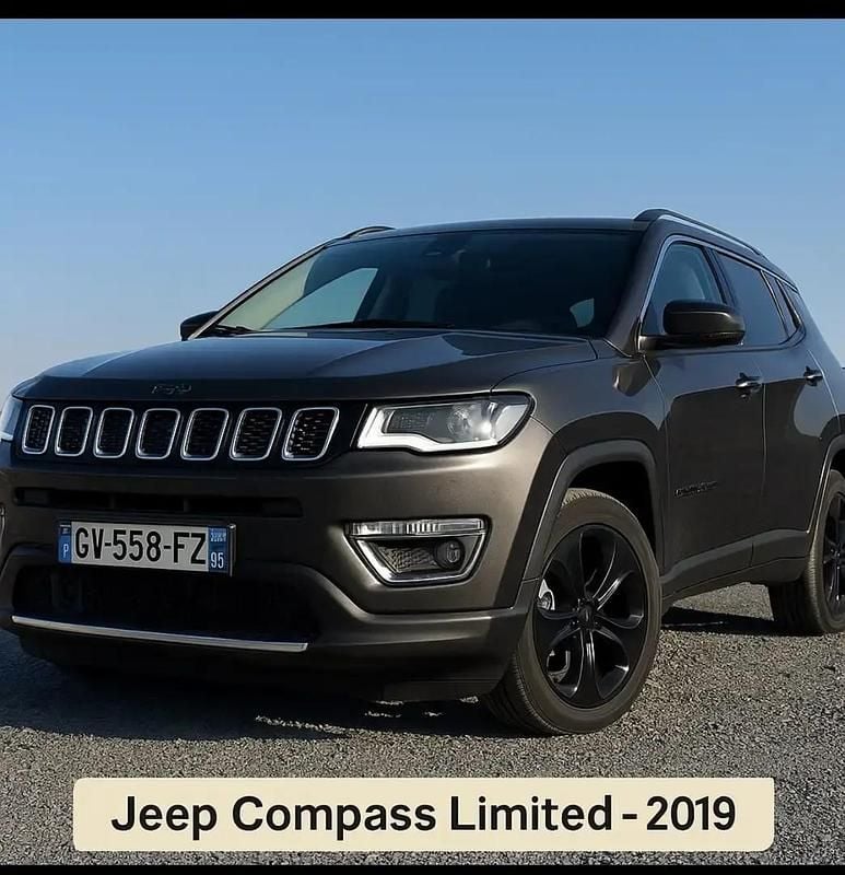 Utilisé 2019 Jeep Compass SUV | 16 500 € (Bon prix) - Image 1/4