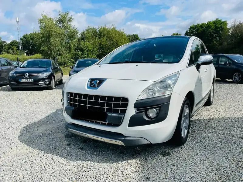 Blanc Utilisé 2011 Peugeot 3008 Allure Monospace | 7 990 € (Prix juste) - Image 1/4