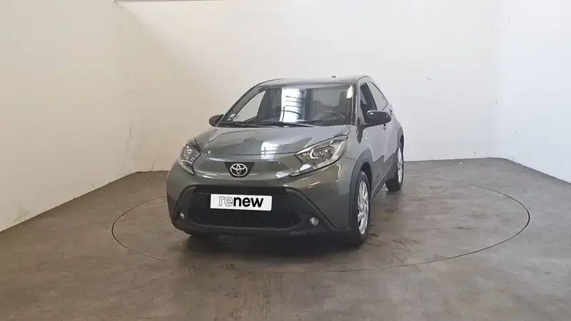 Vert Utilisé 2022 Toyota Aygo Active Citadine | 14 990 € (Prix assez cher) - Image 1/4