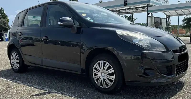 Utilisé 2009 Renault Scénic III Expression Monospace | 2 990 € - Image 1/4