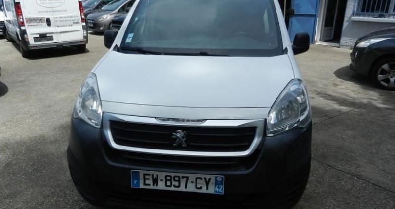 Utilisé 2018 Peugeot Partner Monospace | 5 900 € (Bon prix) - Image 1/4
