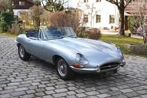 Occasion Jaguar E-Type 269 ch (197 kW) 1968 Bleu Cabriolet