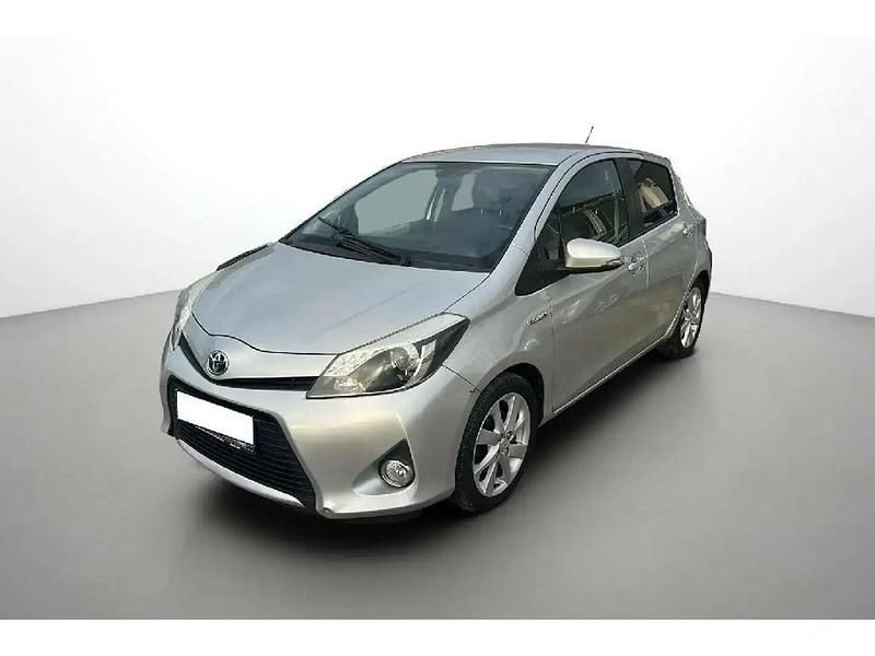 Gris Occasion 2013 Toyota Yaris Hybrid Citadine | 11 990 € (Prix assez cher) - Image 1/4