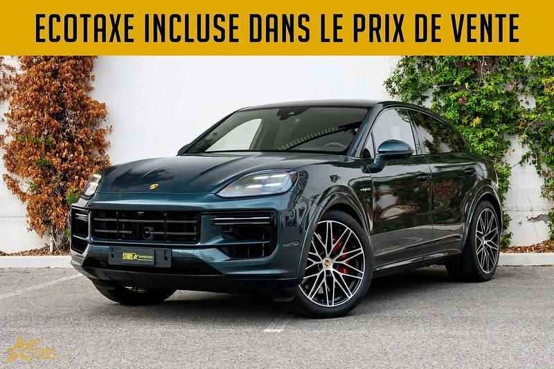 Vert Occasion 2024 Porsche Cayenne Turbo E-Hybrid SUV | 199 740 € - Image 1/4