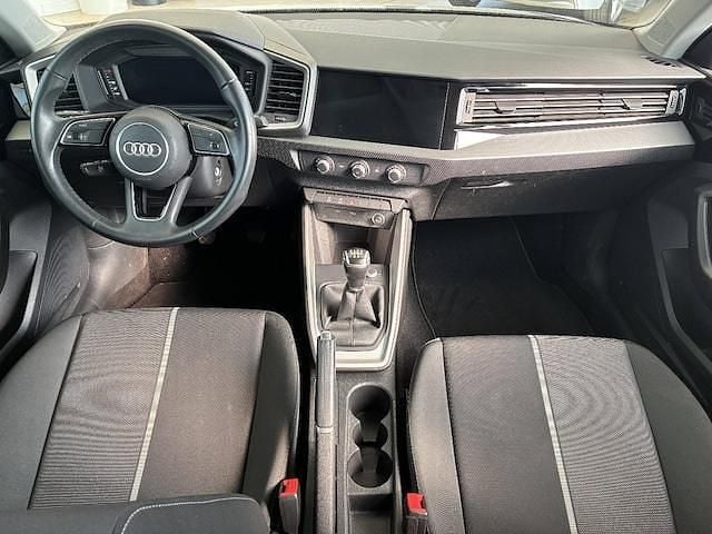 Image 2/4
