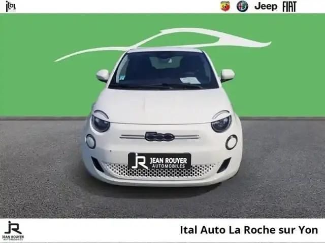 Occasion Fiat 500e Action 69 kW (95 ch) 2022 Blanc Citadine