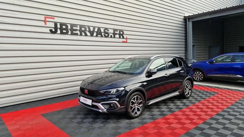 Noir Utilisé 2022 Fiat Tipo Cross Berline | 14 990 € (Prix juste) - Image 1/4
