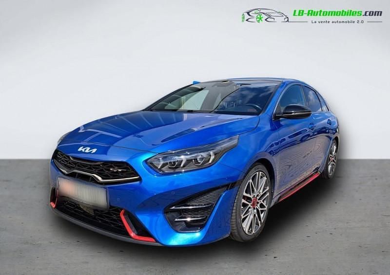 Utilisé 2022 Kia ProCeed 2 Citadine | 30 700 € (Prix juste) - Image 1/4