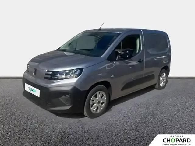 Gris Nouvelle 2025 Peugeot Partner S Van | 27 957 € - Image 1/4