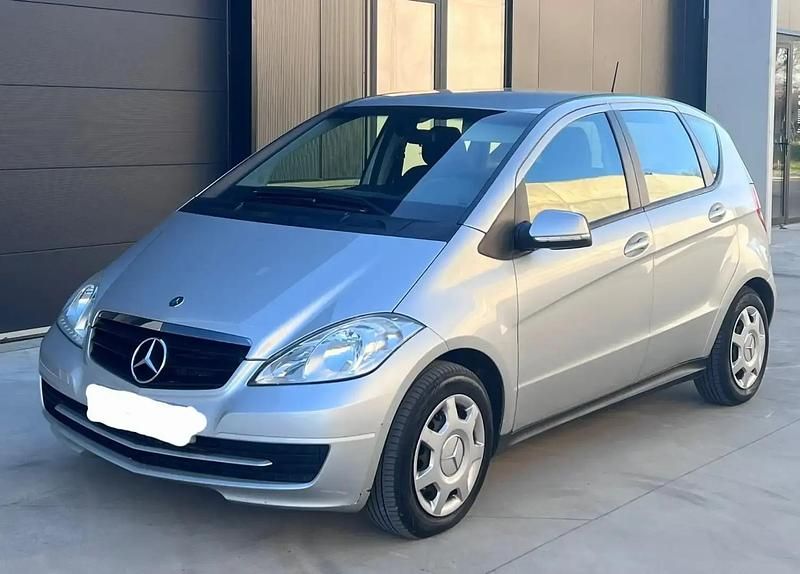 Occasion 2009 Mercedes A180 Avantgarde Monospace | 3 999 € (Prix juste) - Image 1/4