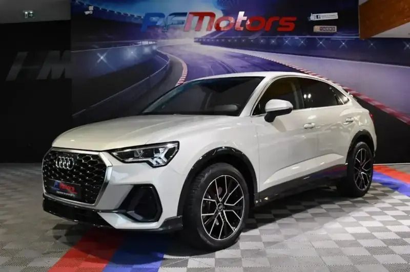 Gris Utilisé 2020 Audi Q3 Design SUV | 33 990 € (Bon prix) - Image 1/4