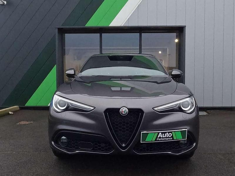 Occasion Alfa Romeo Stelvio Sprint 190 ch (139 kW) 2022 Gris SUV