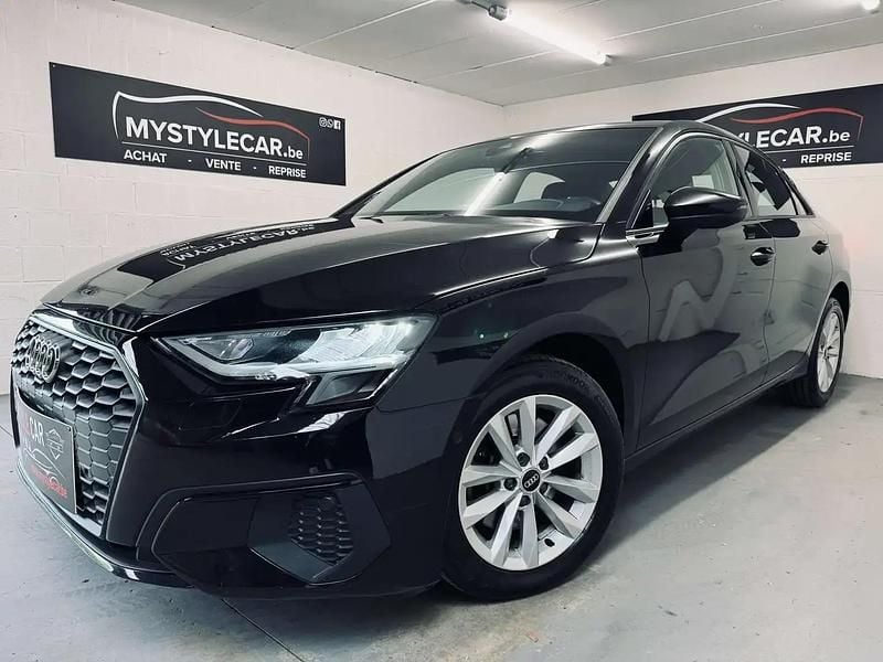 Noir Utilisé 2021 Audi A3 Sportback Sport Citadine | 22 990 € (Bon prix) - Image 1/4