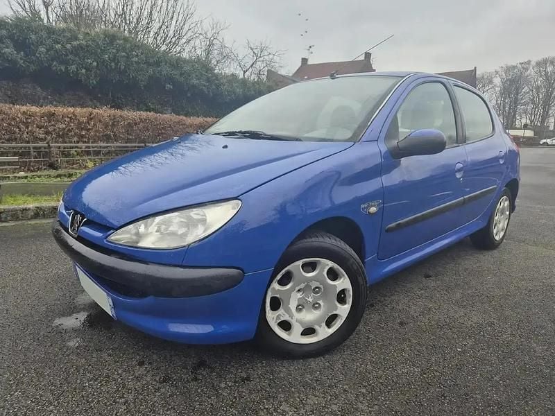 Occasion 2004 Peugeot 206 Premium Berline | 1 000 € (Prix juste) - Image 1/4