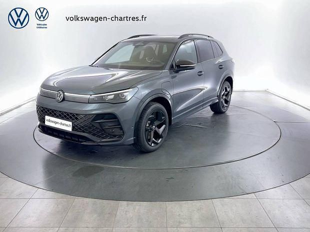 Gris Utilisé 2025 VW Tiguan R-line Edition SUV | 55 470 € (Bon prix) - Image 1/4