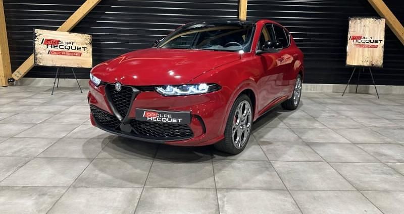 Utilisé 2024 Alfa Romeo Tonale SUV | 34 990 € (Prix cher) - Image 1/4