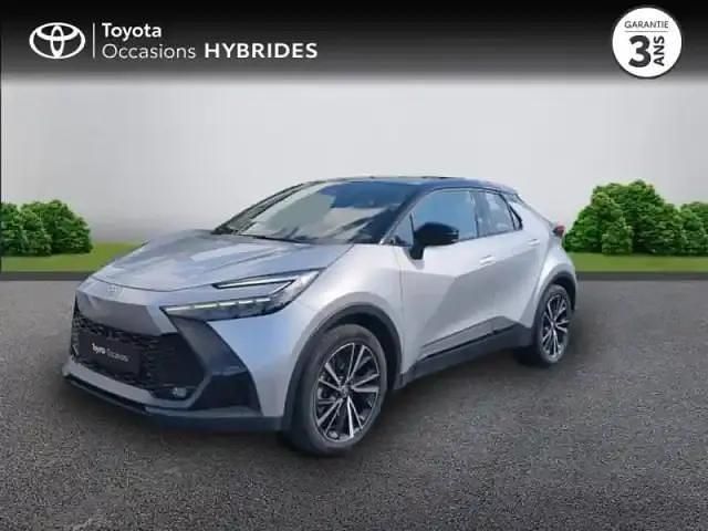Gris minéral métallisé biton toit noir Utilisé 2025 Toyota C-HR SUV | 40 750 € - Image 1/4