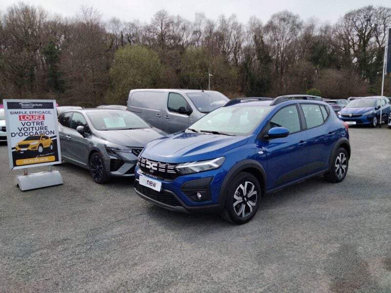 Utilisé 2024 Dacia Sandero Expression Citadine | 17 090 € (Prix juste) - Image 1/4