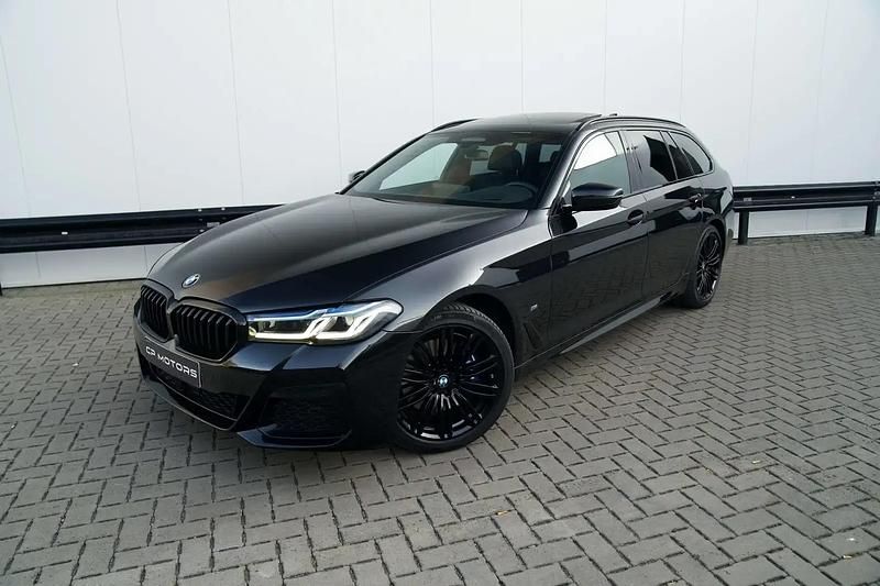 Noir Utilisé 2020 BMW 530 M Sport Break | 42 995 € (Bon prix) - Image 1/4