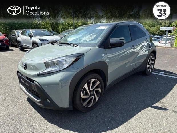 Noir Utilisé 2024 Toyota Aygo Design Citadine | 15 990 € (Prix juste) - Image 1/4