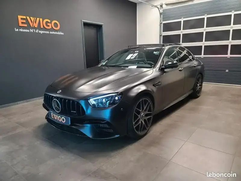 Gris Utilisé 2023 Mercedes E63 AMG AMG Berline | 139 990 € - Image 1/4