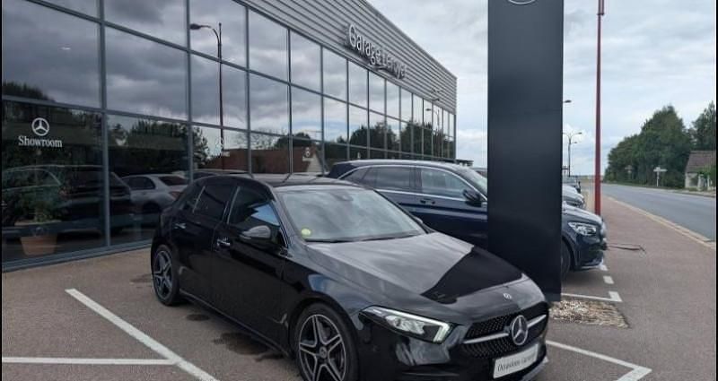 Occasion 2022 Mercedes A180 AMG line Berline | 27 900 € (Prix assez cher) - Image 1/4