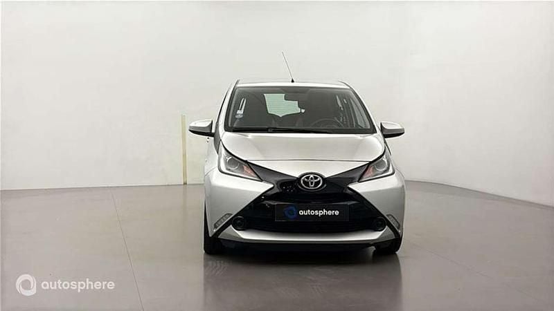 Occasion Toyota Aygo X-play 69 ch (50 kW) 2015 Gris Citadine