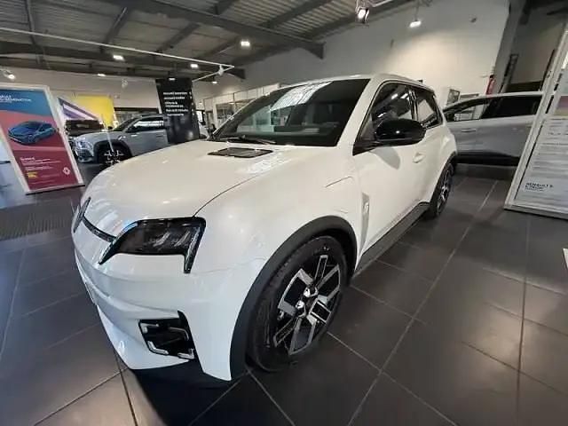 Blanc nacre Nouvelle 2025 Renault 5 E-Tech Berline | 29 990 € (Bon prix) - Image 1/4
